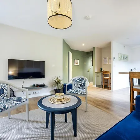 Le Petit Bois - Grand - Terrasse 아파트 꼴로미에